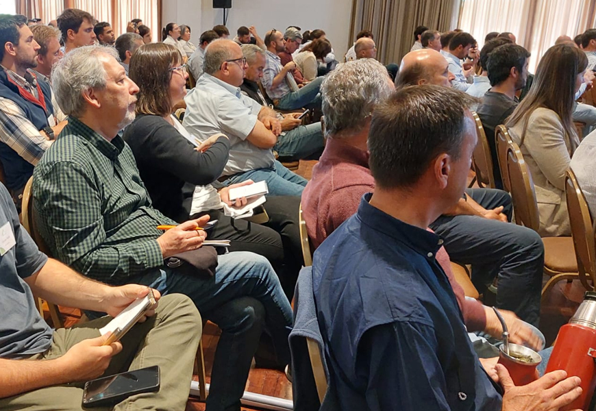 En Simposio de Agricultura analizaron problemas y escenarios para los sistemas agrícolas del Uruguay